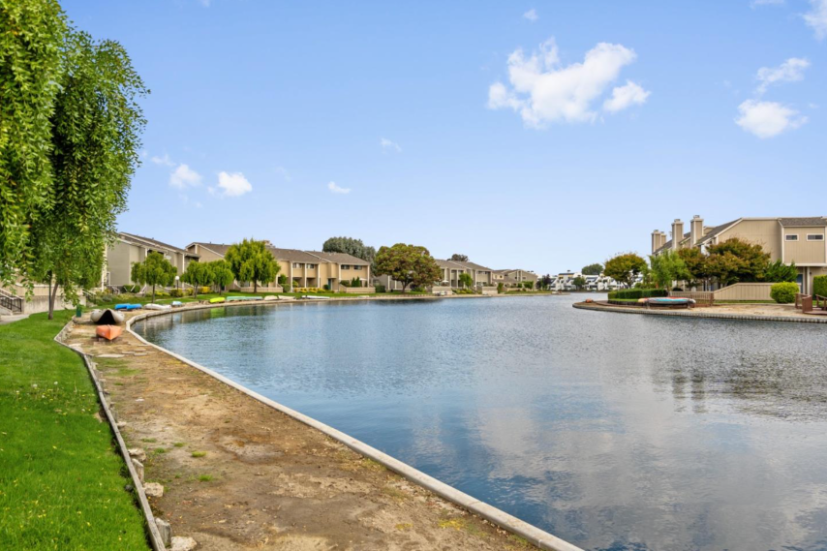 Neighborhood Neighborhood-17